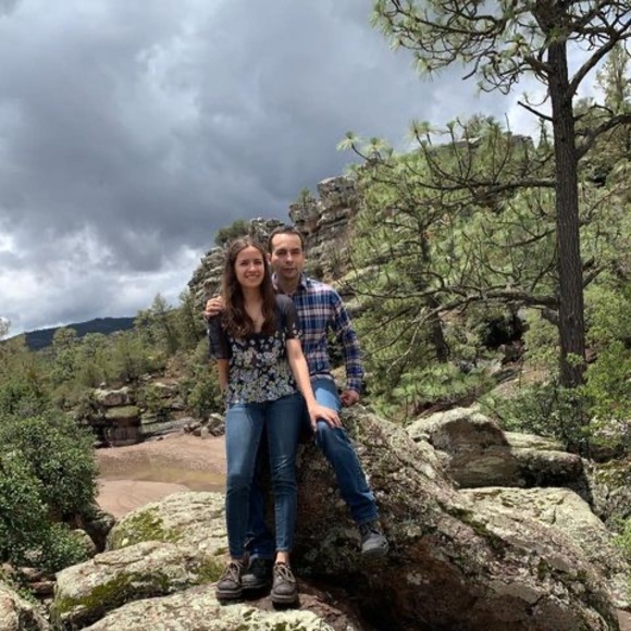 Meet your Posher, Cristina - Picture 1 of 1